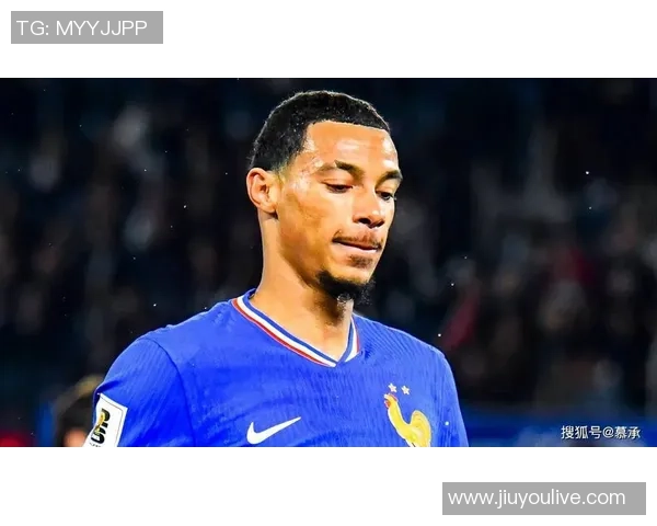 埃基蒂克身披法国队9号球衣有望首发出战引发热议